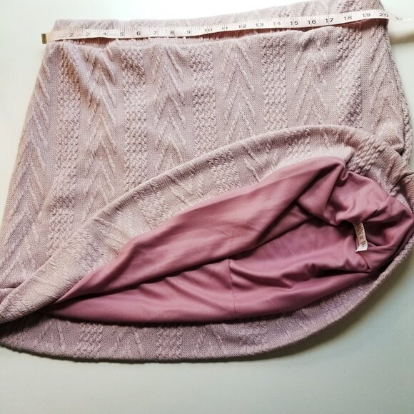 Chevron Pattern Knit Skirt Set - Picture 6 of 7